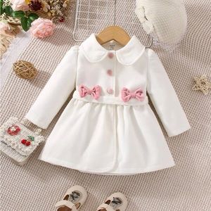 Gorgeous white coat with pink bows thick pea coat size 12-18 months